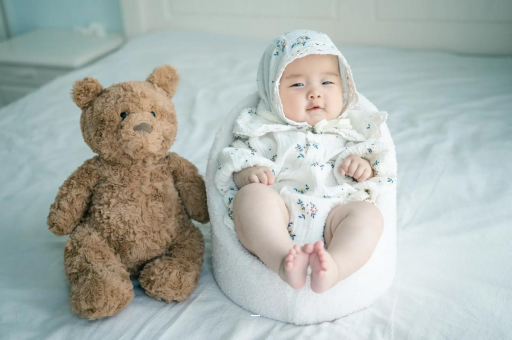供卵试管代怀生子费用宝宝多大可以睡枕头